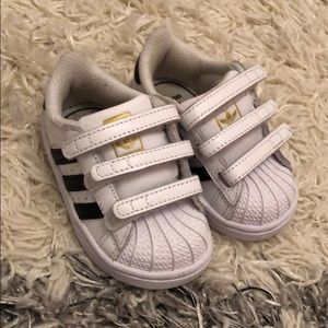Adidas superstar baby Velcro sneakers size 4